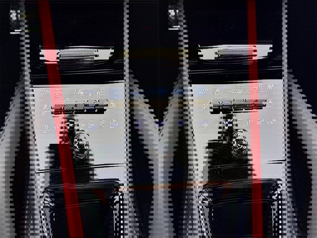 New 2026 Porsche Cayenne Turbo image 23