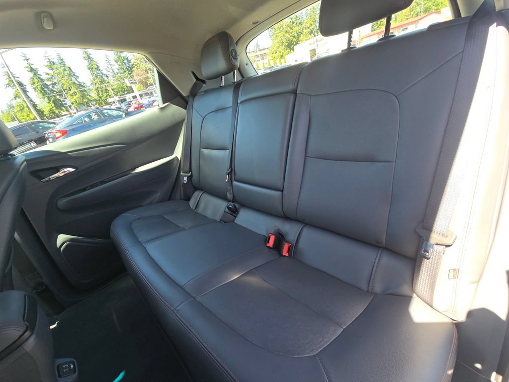Used 2017 Chevrolet Bolt Premier w/ Driver Confidence II Package FWD image 17