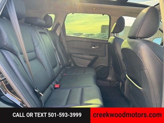 Used 2023 Nissan Rogue SV w/ SV Premium B Package image 14