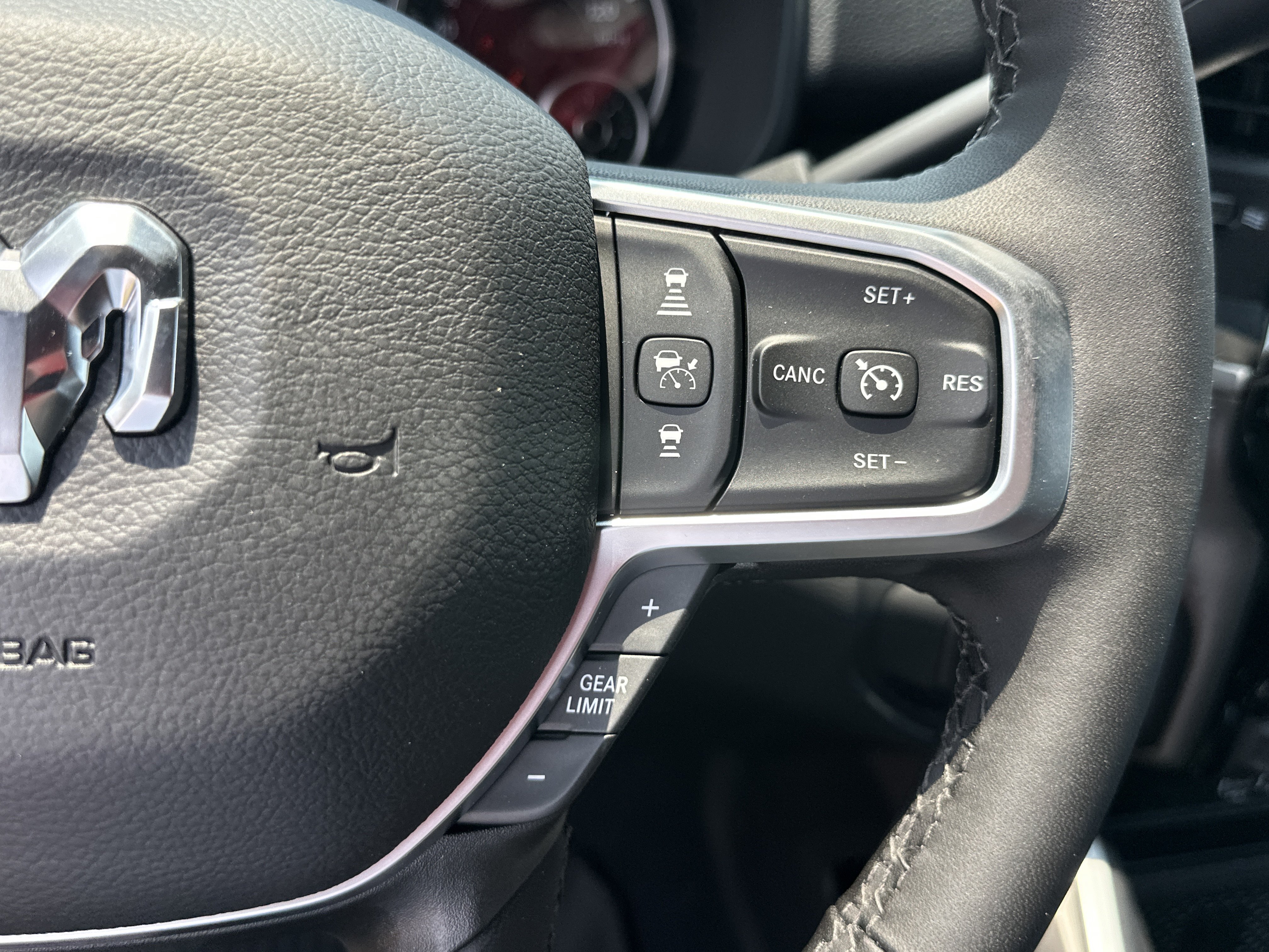 New 2026 RAM 3500 Big Horn AWD/4WD image 10