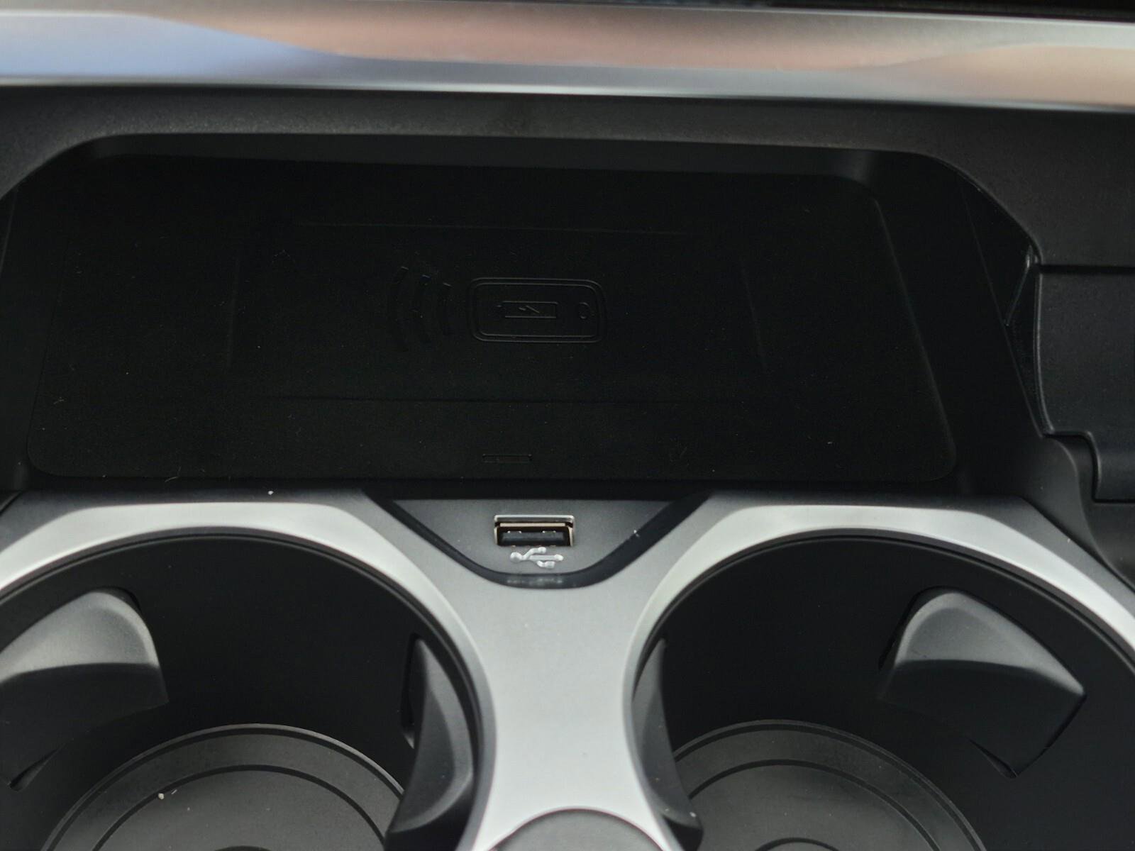 New 2025 BMW M8 Competition w/ M Carbon Exterior Package image 18