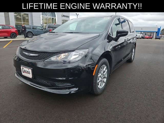 New 2026 Chrysler Voyager LX FWD image 4