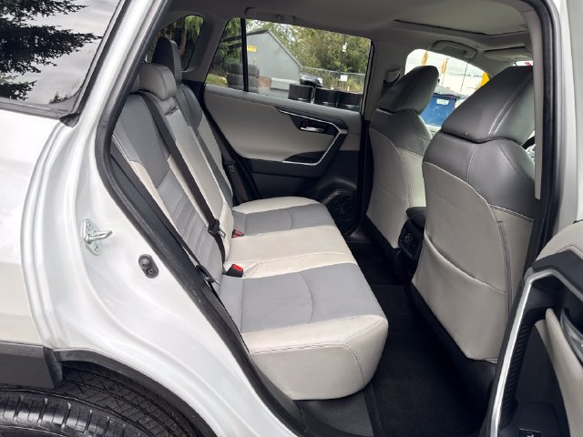 Used 2023 Toyota RAV4 Limited w/ Limited Grade Weather Package AWD/4WD image 10