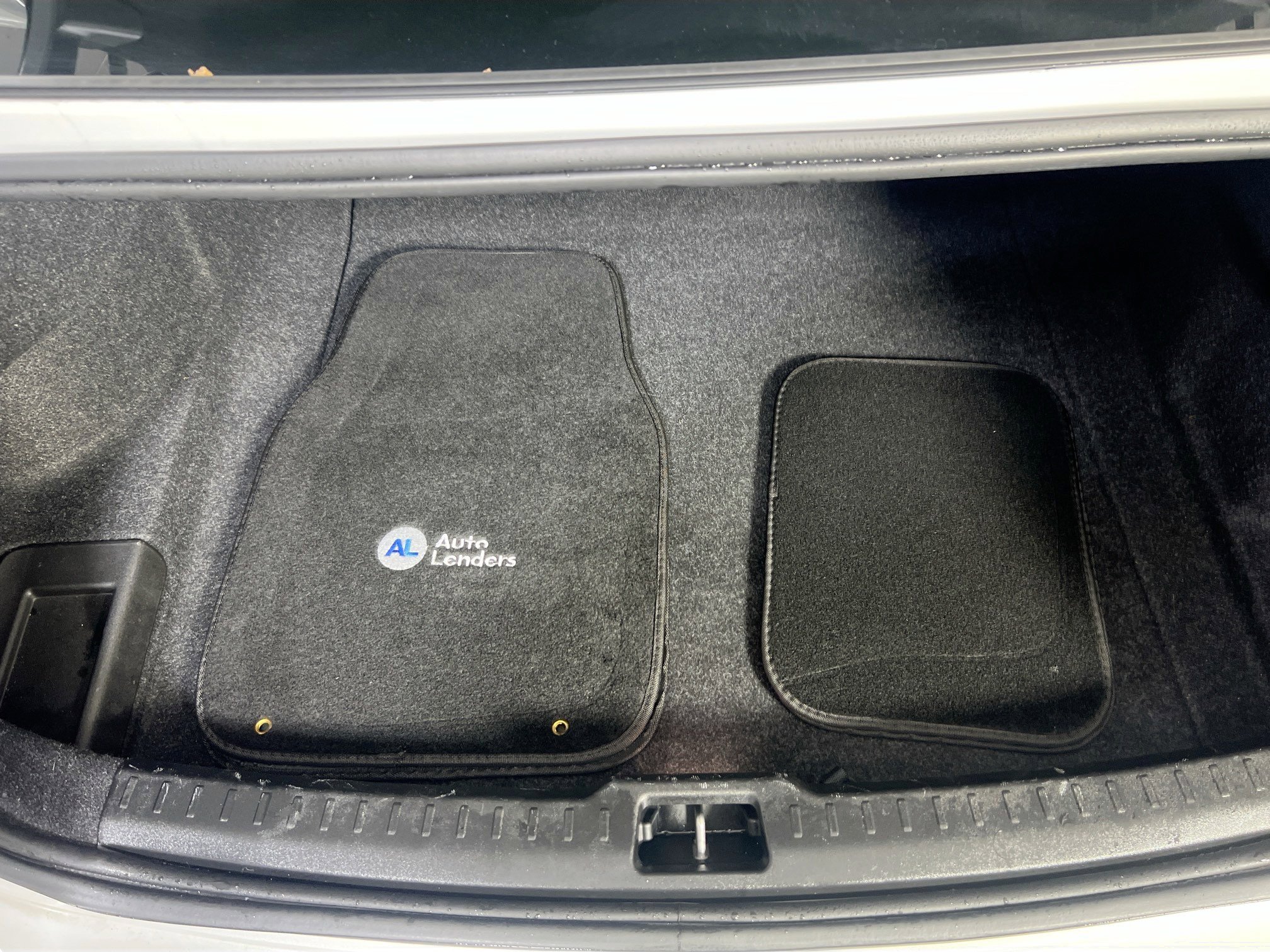 Used 2022 Volvo S60 B5 Momentum w/ Premium Package image 25