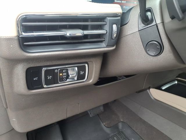 Used 2024 Lincoln Corsair Premiere w/ Equipment Group 101A image 17