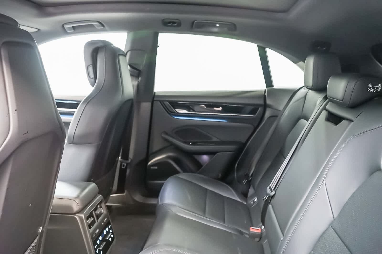 Certified 2026 Porsche Macan Electric RWD image 24