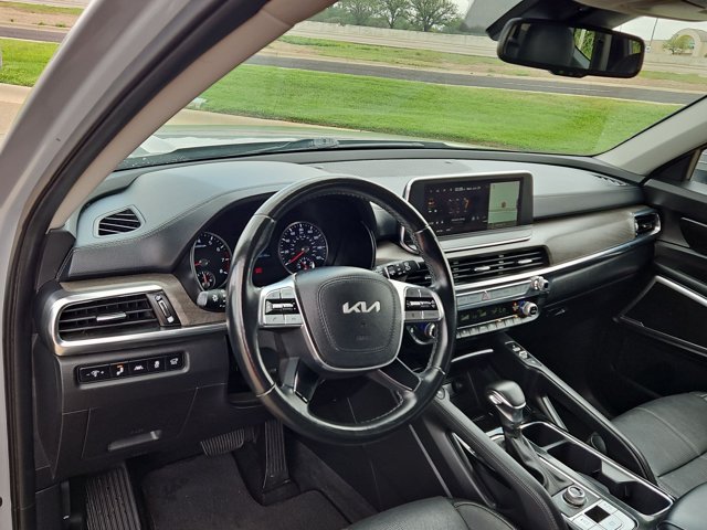 Used 2022 Kia Telluride EX w/ EX Premium Package AWD/4WD image 10