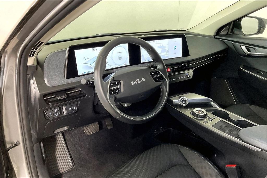 Used 2023 Kia EV6 Wind RWD image 14