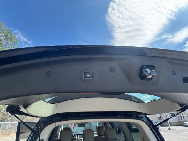 Used 2018 Nissan Armada SL w/ Premium Package image 24