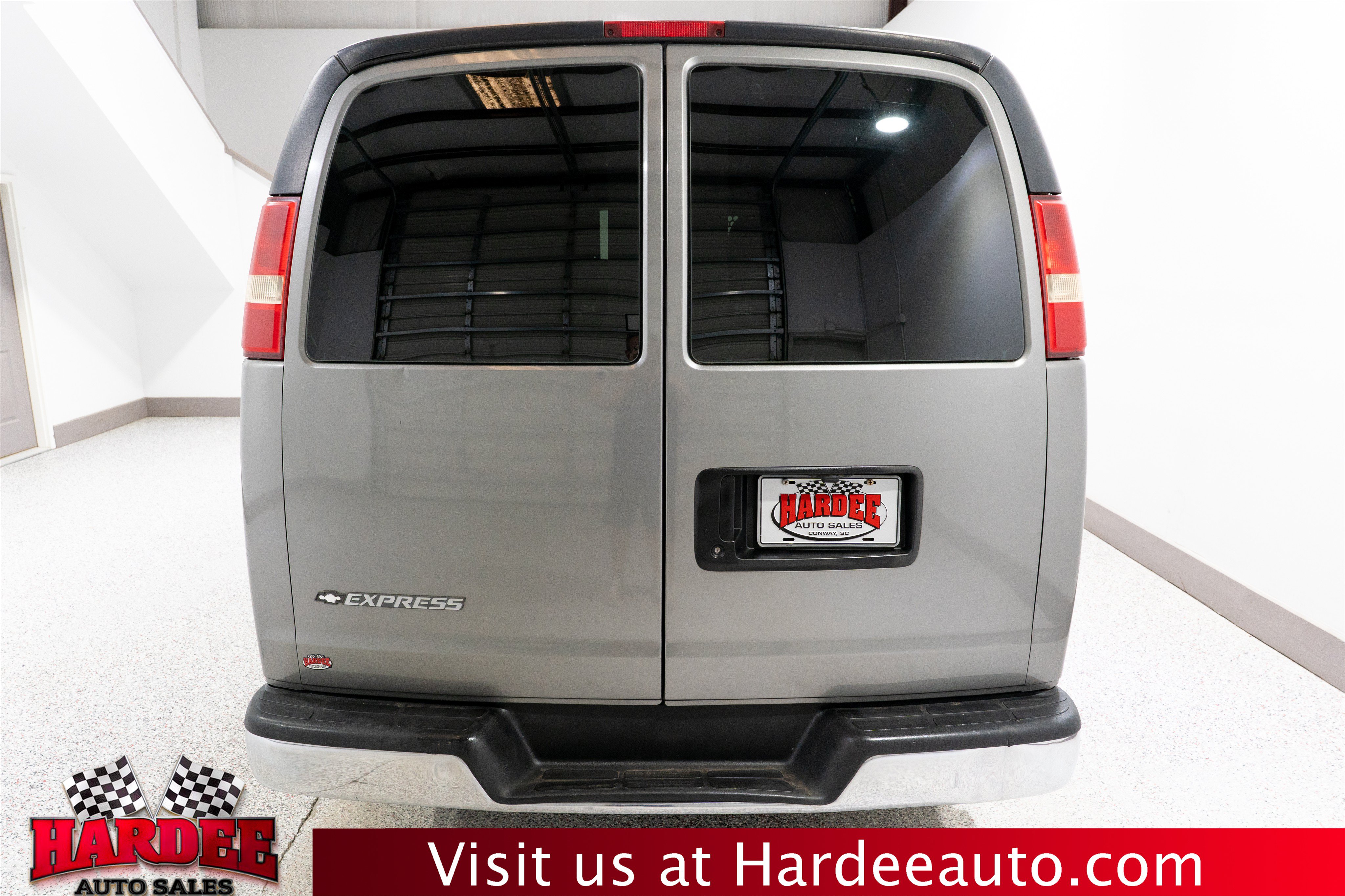 Used 2008 Chevrolet Express 1500 w/ Power Package RWD image 4