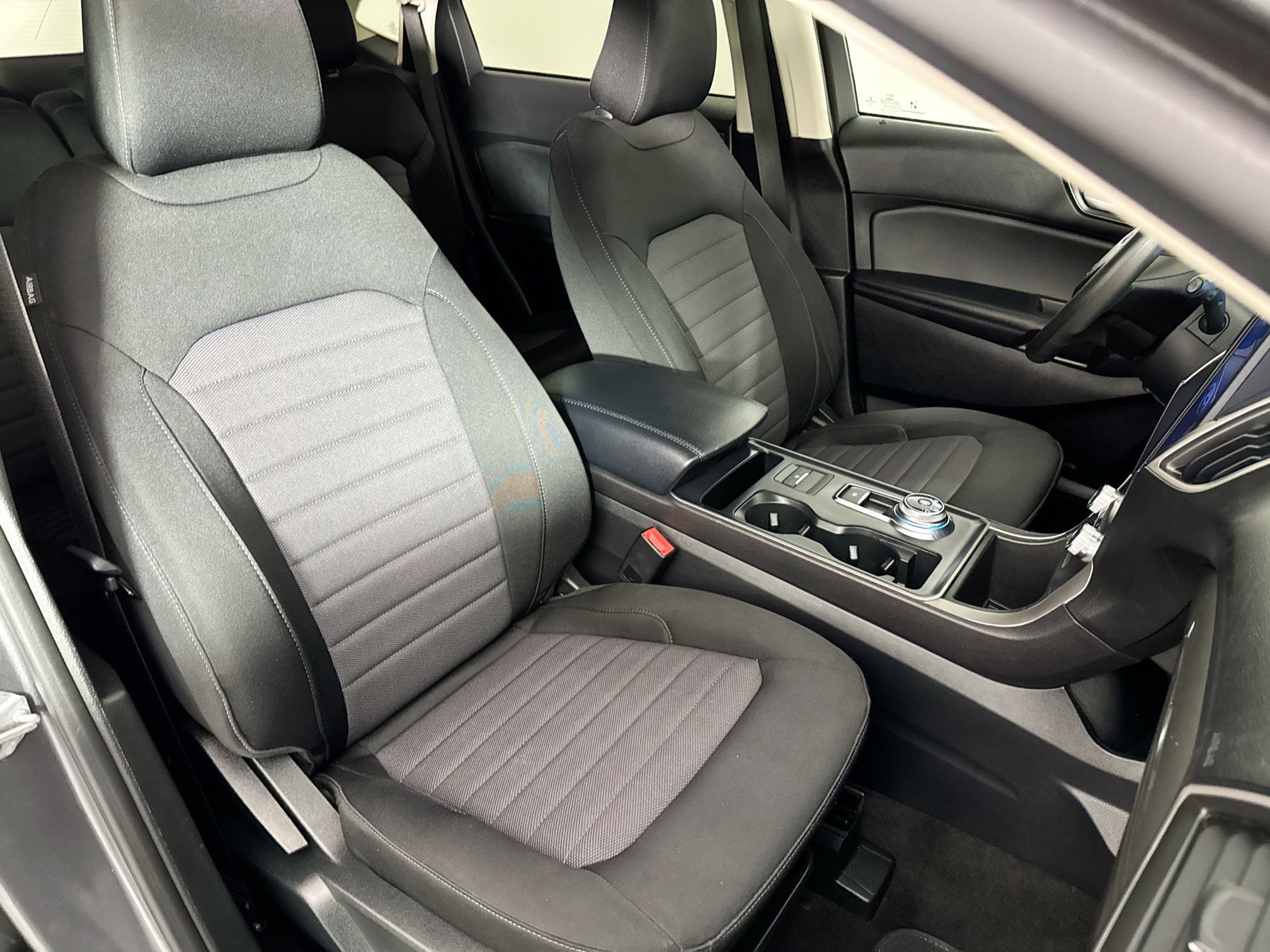 Used 2022 Ford Edge SE AWD/4WD image 29