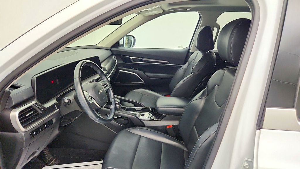 Used 2024 Kia Telluride S w/ S Sunroof Package AWD/4WD image 11