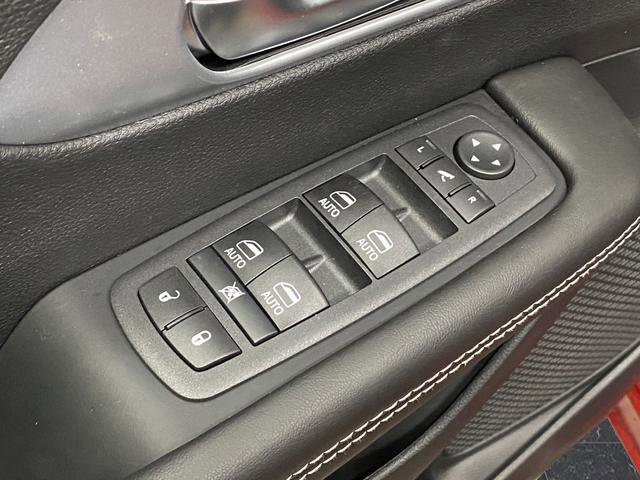 New 2026 Chrysler Pacifica Limited w/ S Appearance Package image 32