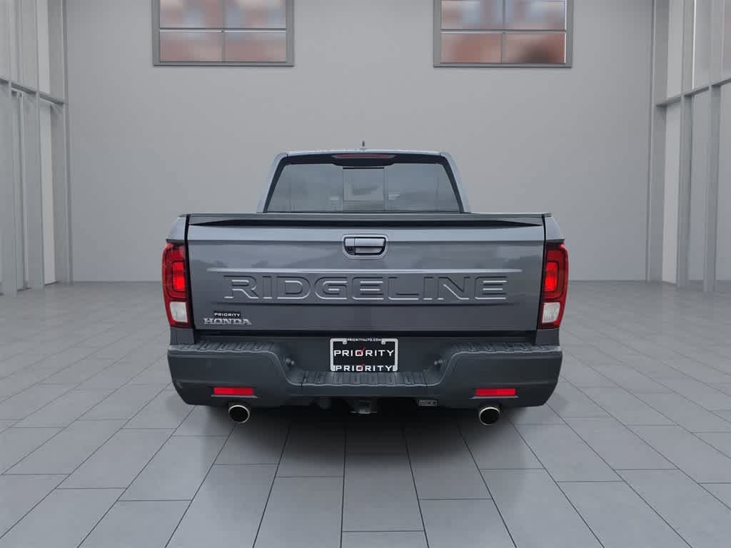 Certified 2025 Honda Ridgeline RTL image 8