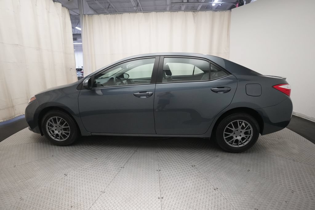 Used 2016 Toyota Corolla LE FWD image 24