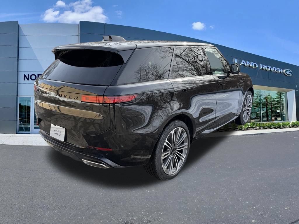 New 2026 Land Rover Range Rover Sport Dynamic SE AWD/4WD image 8