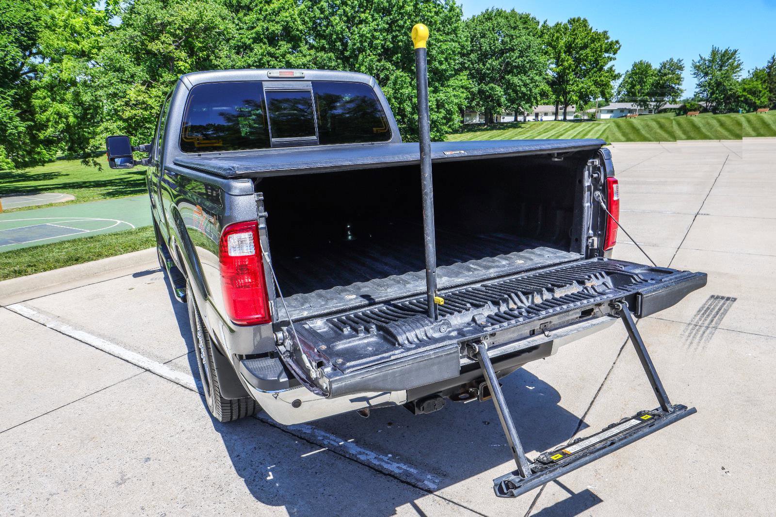 Used 2013 Ford F250 Lariat w/ Lariat Interior Pkg AWD/4WD image 20