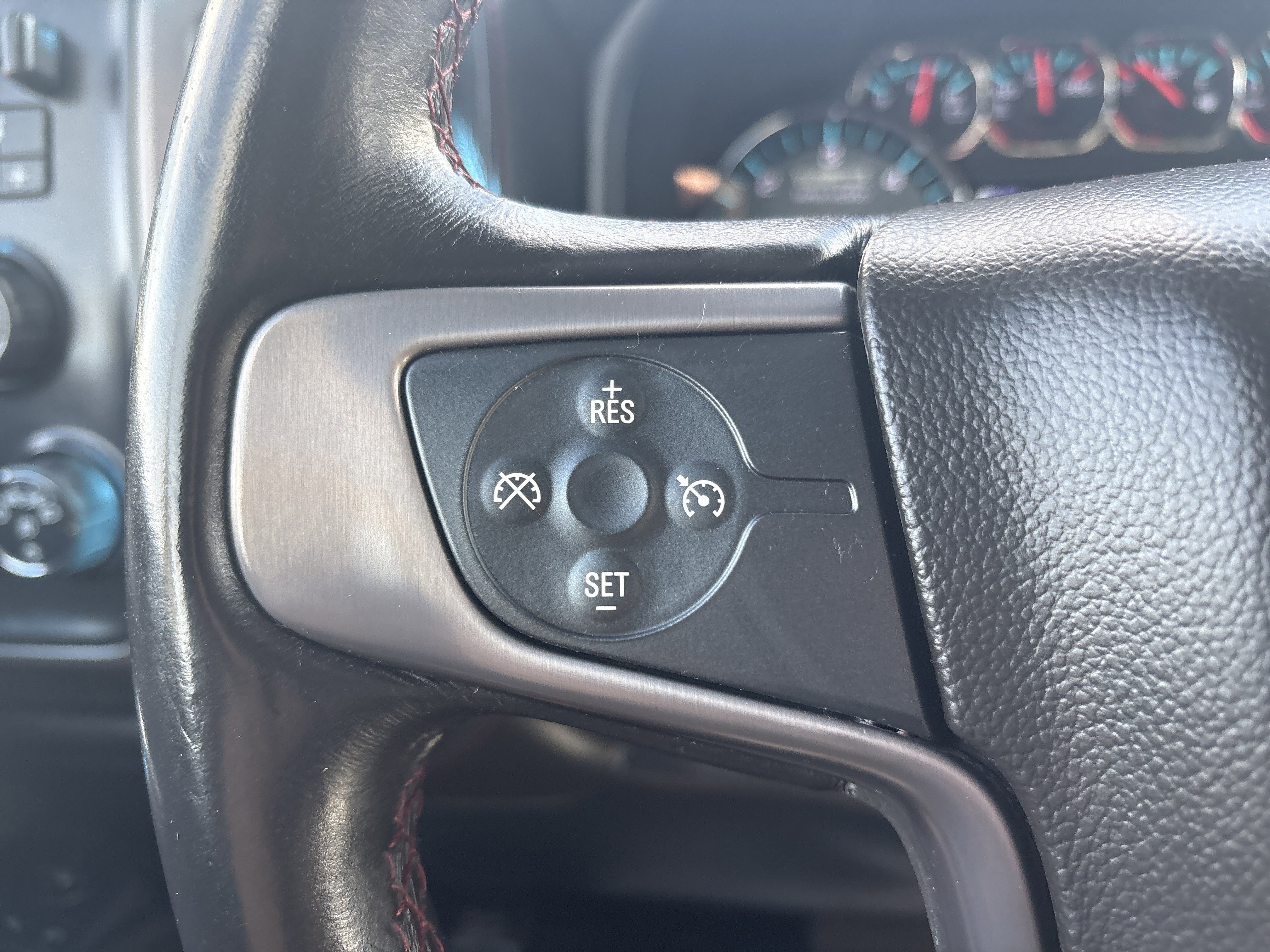 Used 2017 GMC Sierra 1500 SLT w/ All Terrain X Package image 23