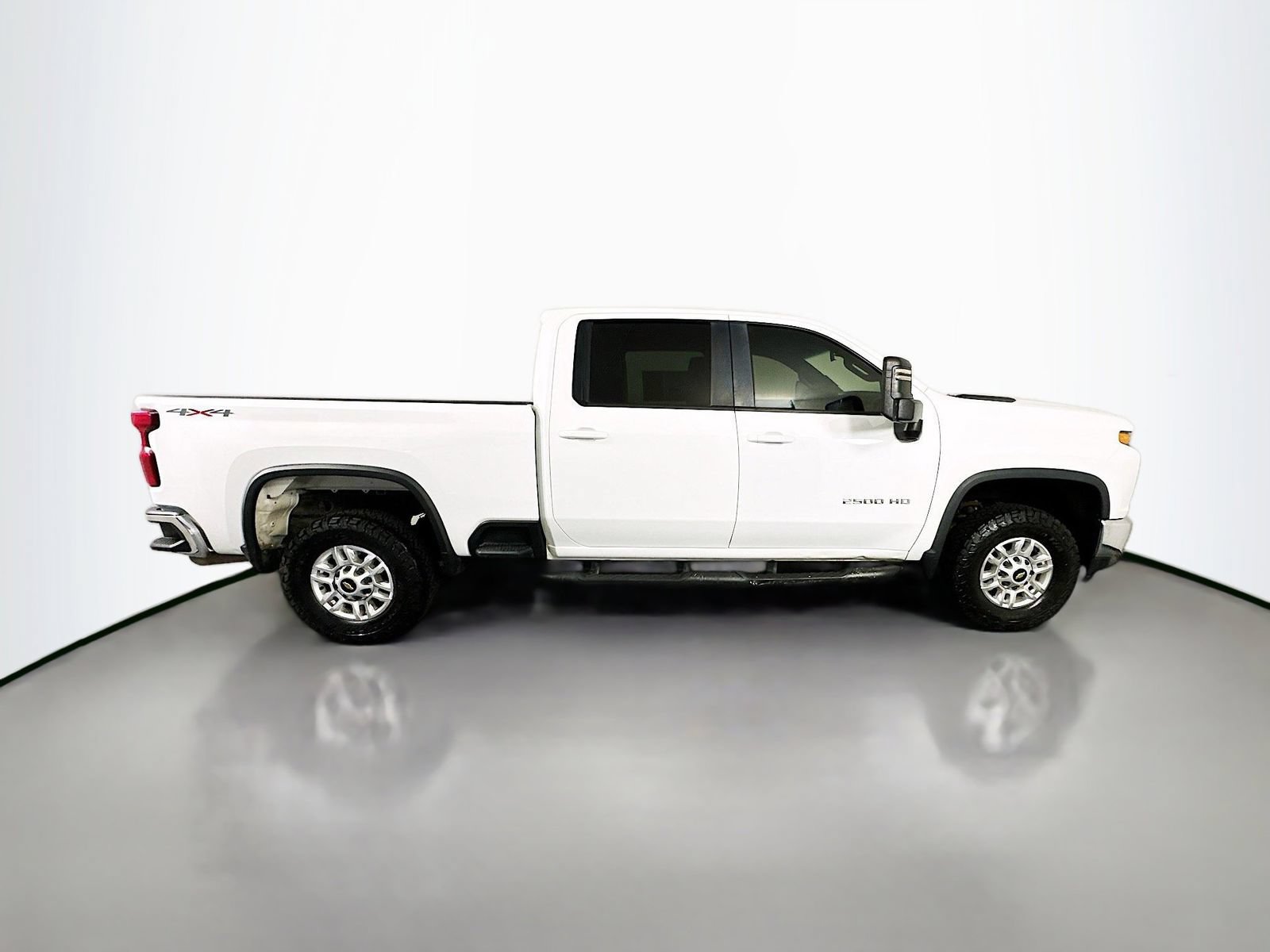 Used 2020 Chevrolet Silverado 2500 LT AWD/4WD image 8