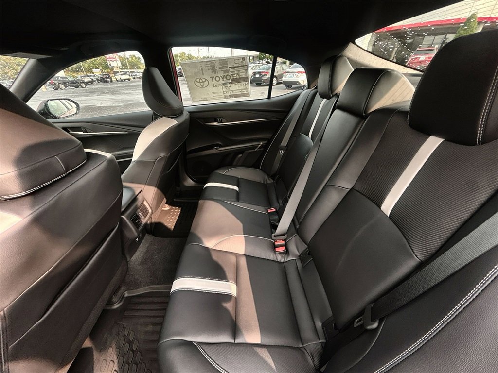 New 2025 Toyota Camry SE w/ Convenience Package image 12