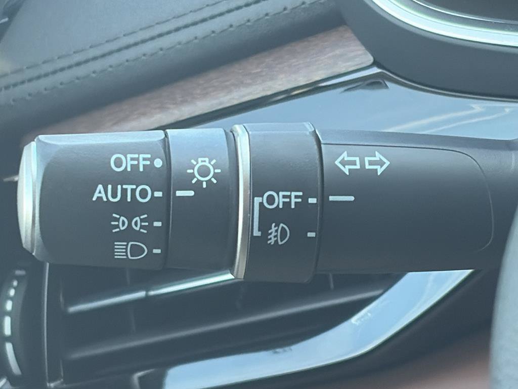 Certified 2026 Acura MDX w/ Advance Package AWD/4WD image 10