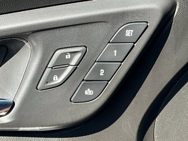 Used 2020 Chevrolet Malibu Premier FWD image 12