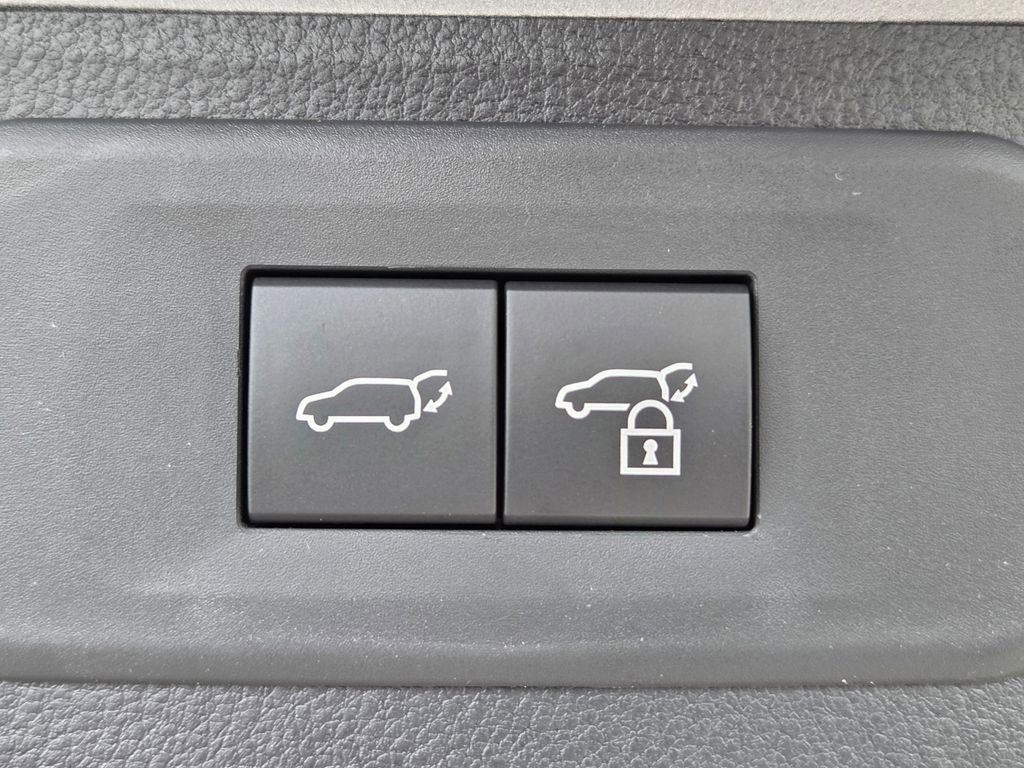 New 2026 Lexus TX 500h AWD image 30