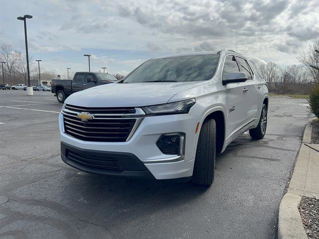 Used 2023 Chevrolet Traverse High Country image 2