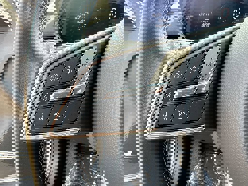 Certified 2024 Buick Envision Sport Touring image 35