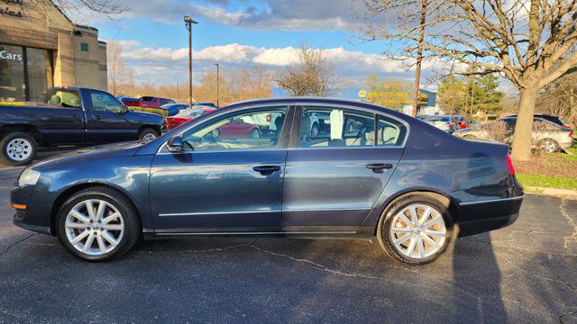 Used 2006 Volkswagen Passat 2.0T image 3