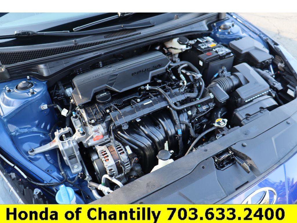 Used 2021 Hyundai Elantra SEL image 31