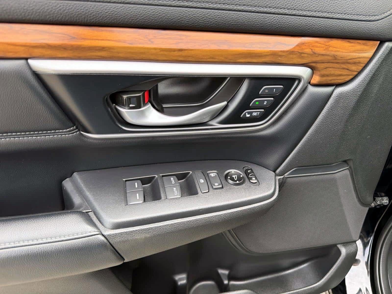 Used 2021 Honda CR-V EX-L image 16