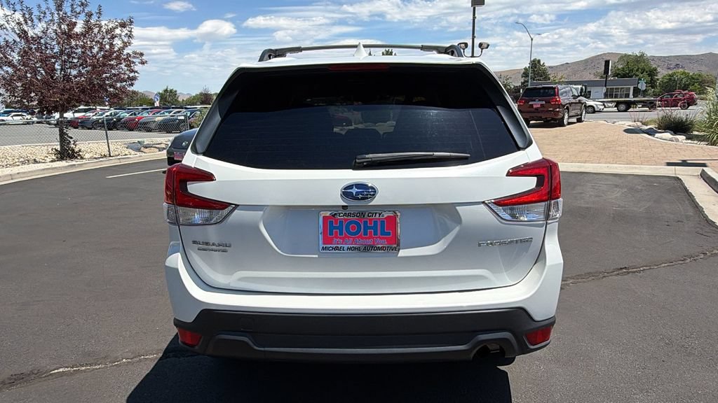 Used 2023 Subaru Forester Premium AWD/4WD image 4