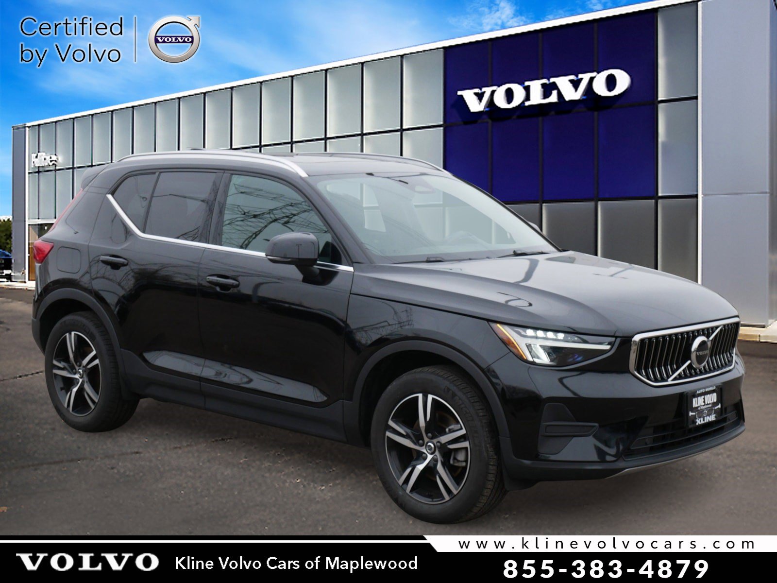 Used 2025 Volvo XC40 B5 Core