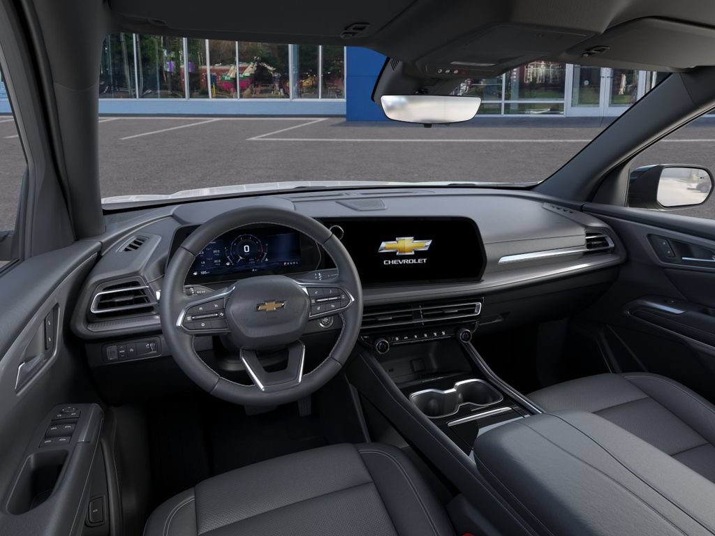 Used 2026 Chevrolet Traverse LT w/ Midnight/Sport Edition FWD image 15