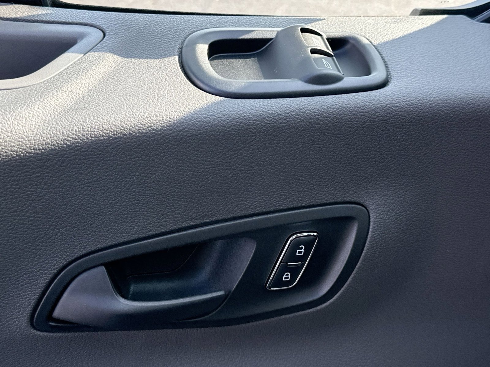 New 2026 Ford Transit 250 148 Medium Roof image 16