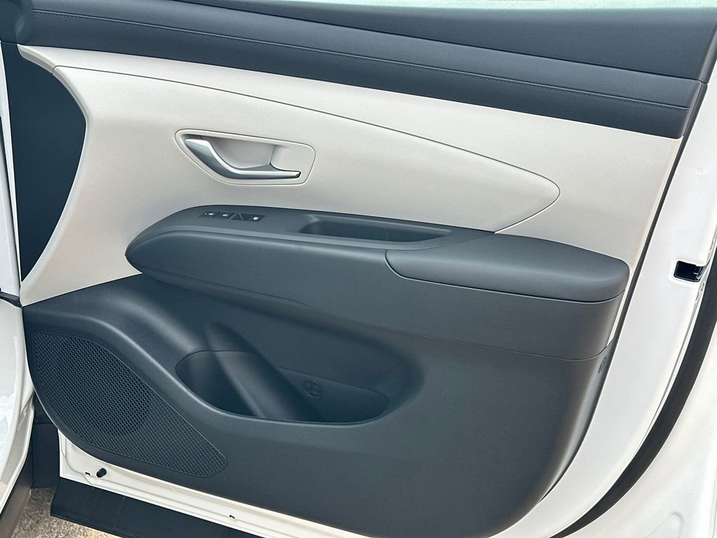 New 2026 Hyundai Tucson SEL FWD image 15