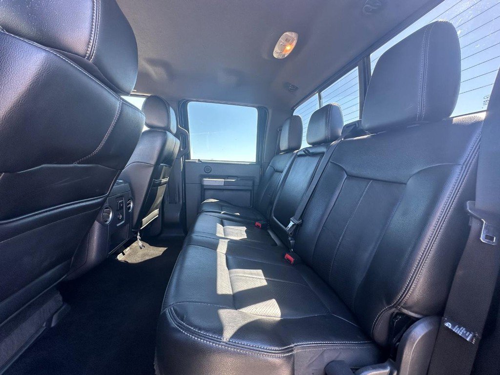 Used 2014 Ford F350 Lariat image 10