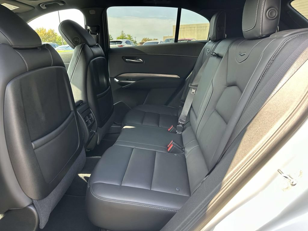 Used 2024 Cadillac XT4 Premium Luxury w/ Technology Package AWD/4WD image 10