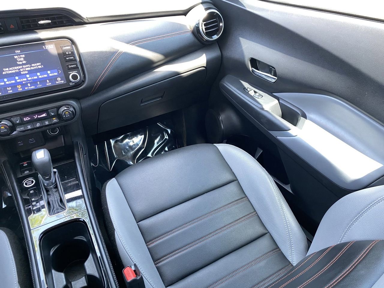 Certified 2023 Nissan Kicks SR w/ SR Premium Package FWD image 18