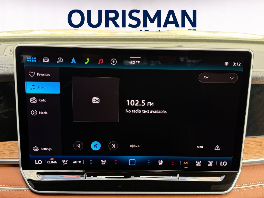 New 2026 Volkswagen Tiguan SEL R-Line AWD/4WD image 14