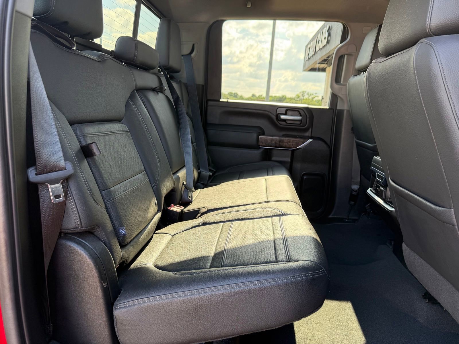 Used 2021 GMC Sierra 2500 Denali w/ Denali Ultimate Package AWD/4WD image 22