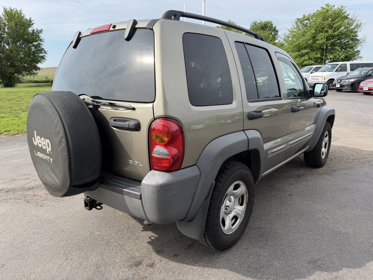 Used 2003 Jeep Liberty Sport AWD/4WD image 5