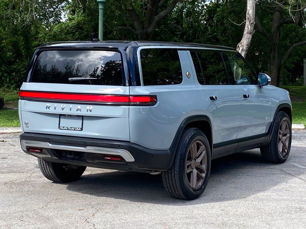 Used 2023 Rivian R1S Adventure Dual AWD/4WD image 8