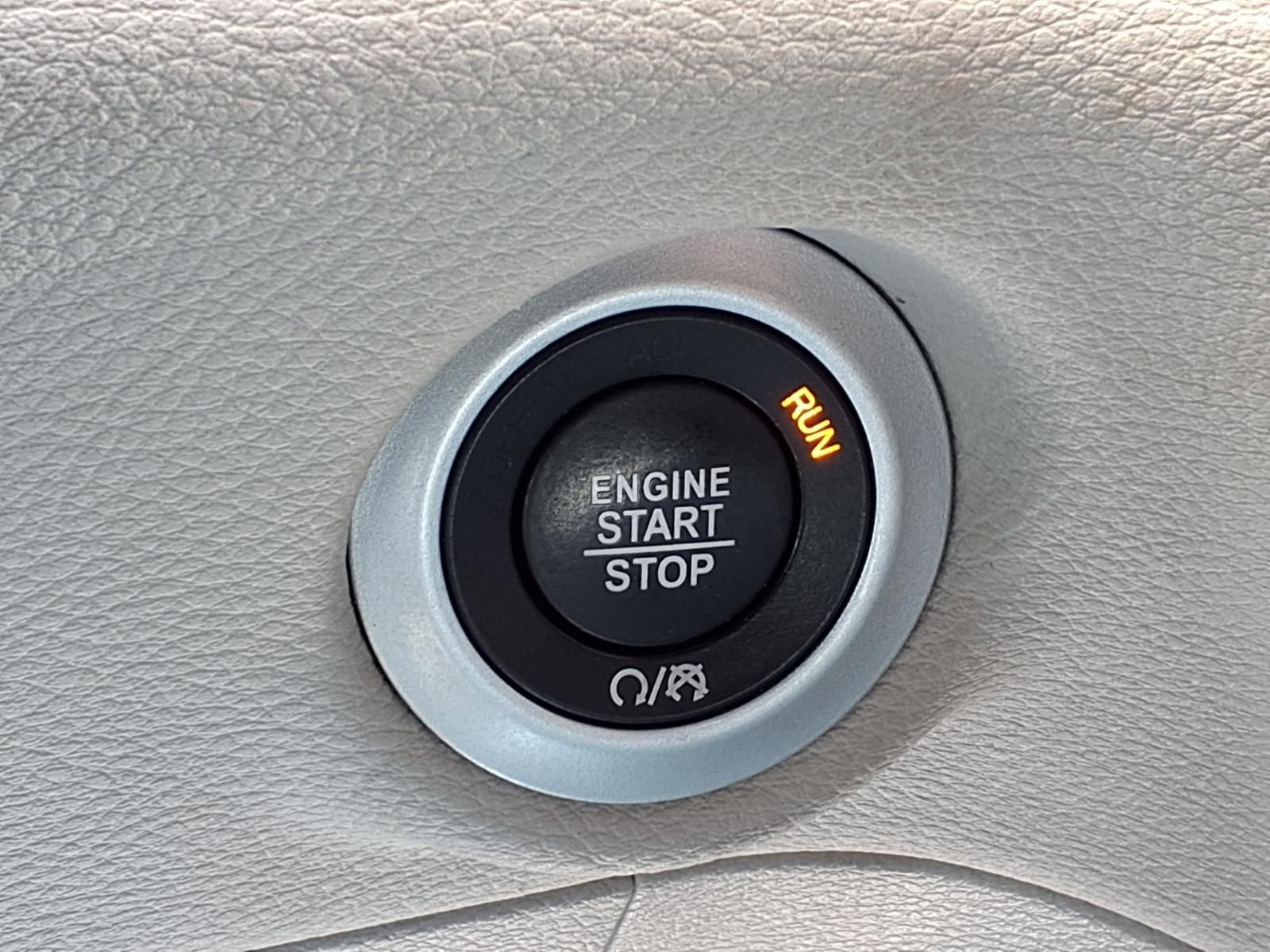 Used 2019 Chrysler Pacifica Limited FWD image 28