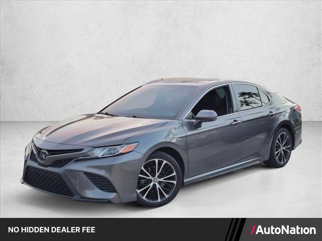 Used 2019 Toyota Camry SE w/ Carpet Mat Package