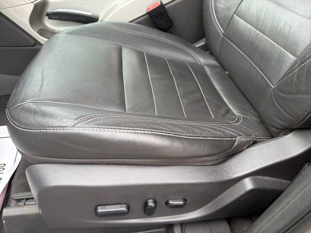 Used 2013 Ford Escape SEL image 20
