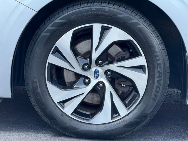 Used 2021 Subaru Legacy Premium image 9