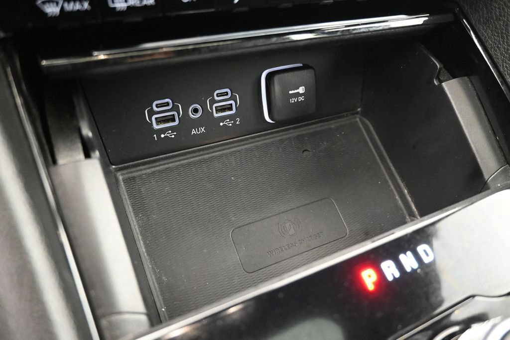 Used 2023 Jeep Grand Cherokee Laredo AWD/4WD image 18