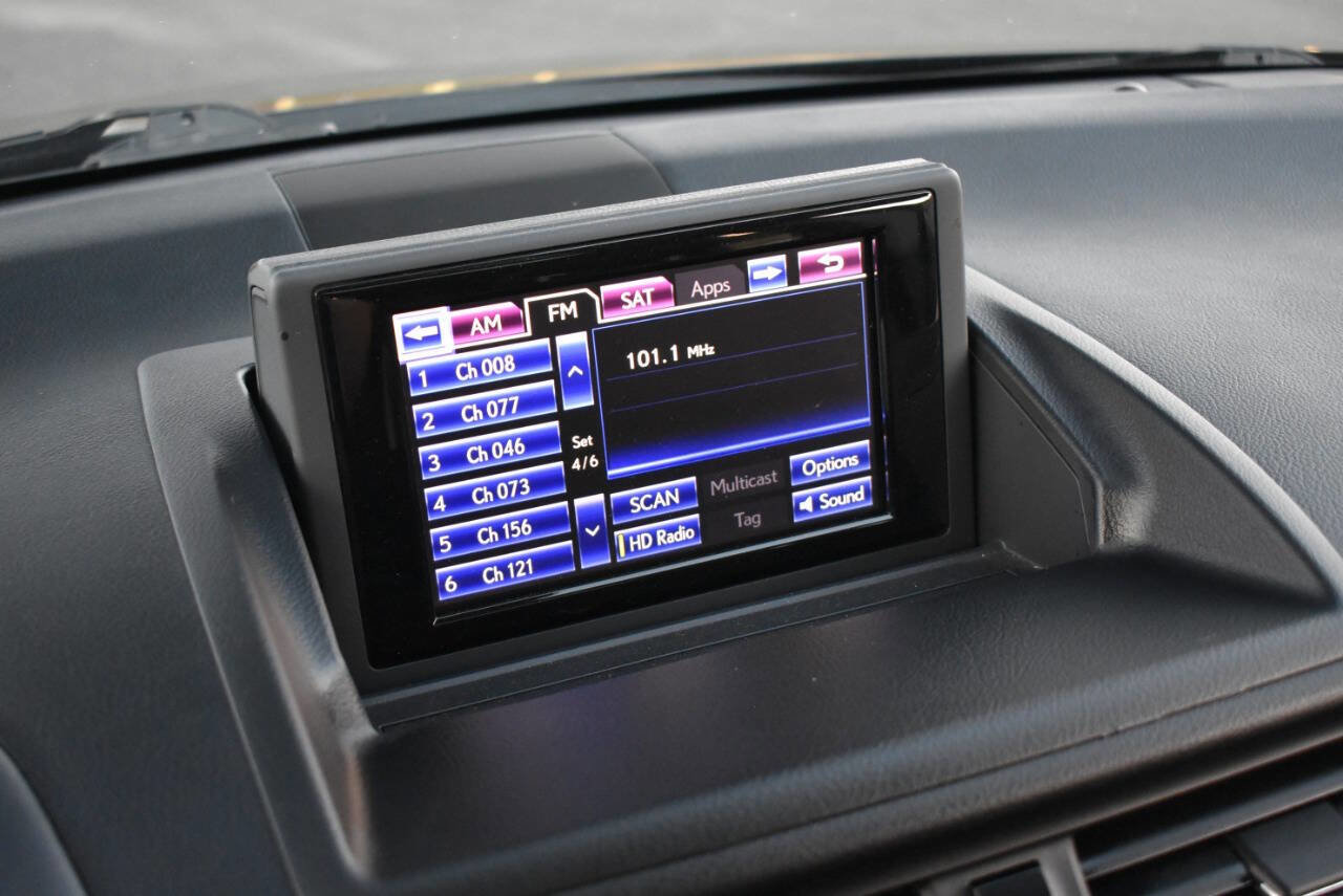 Used 2013 Lexus CT 200h image 24